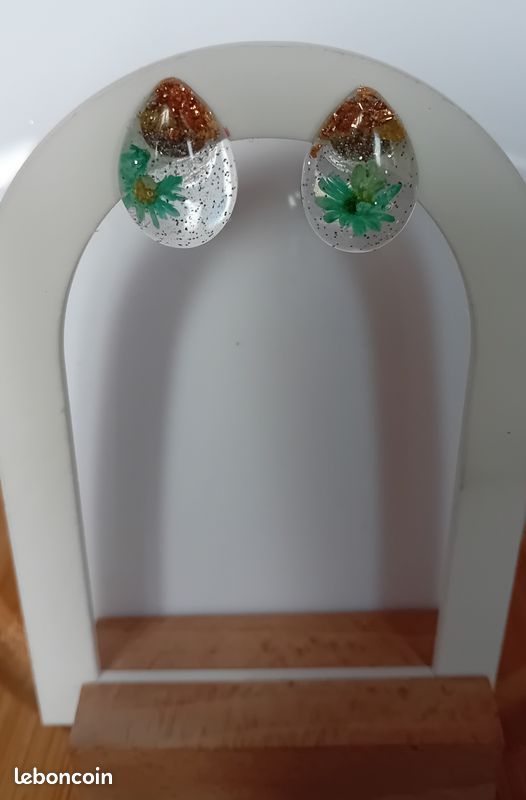 Boucles d'oreilles fleur (image 1)
