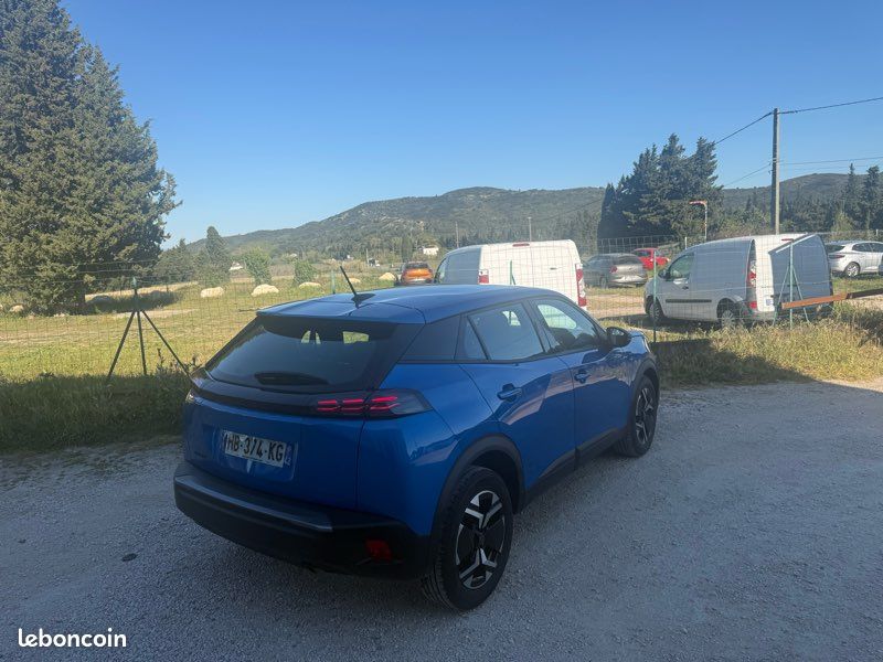 Peugeot 2008 II 1.2 100 Garantie 1ère Main - Clim Auto - CarPlay (image 2)