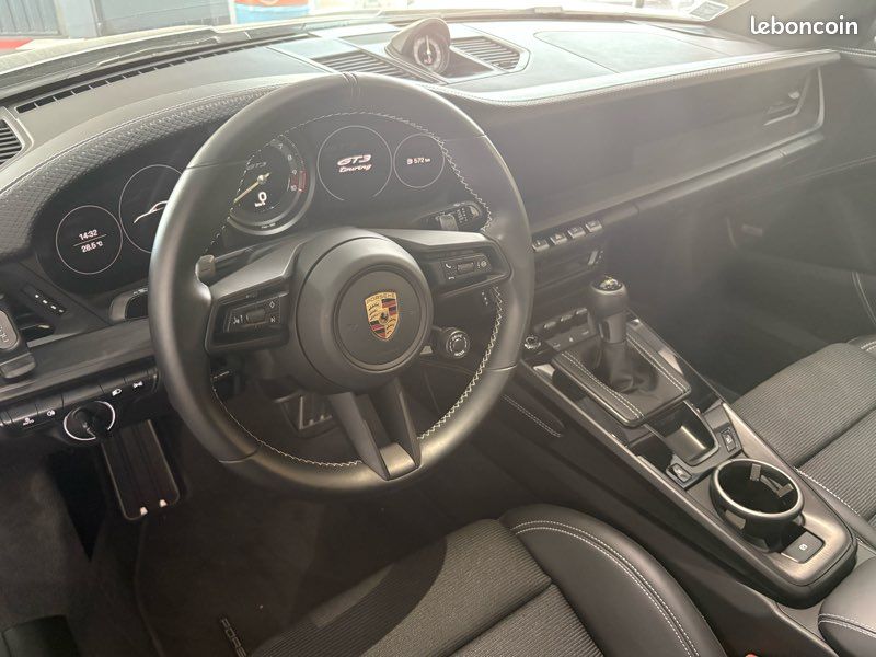 Porsche 992 GT3 Touring -Porsche approved- (image 4)