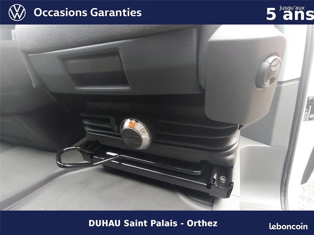 Volkswagen Crafter II VAN 35 L3H3 2.0 TDI 140 CH BUSINESS (image 16)