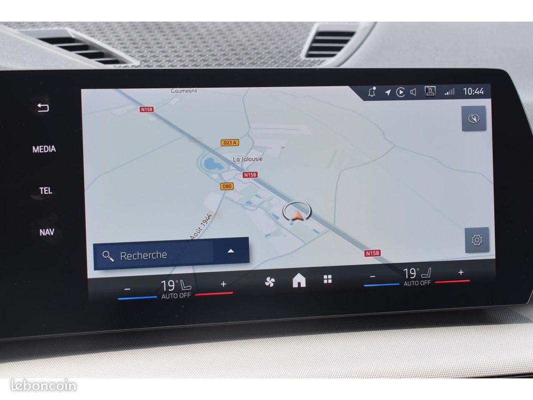 BMW X1 sDrive 20i 170ch DKG7 Business Design (image 21)