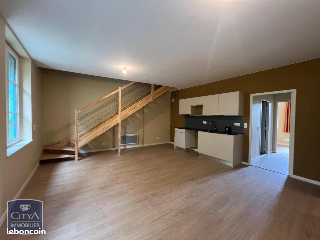 Appartement 4 pièces 84 m² · à Vichy · 84 m² · 856 €