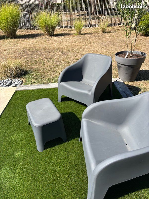 Vend salon de jardin noir (image 2)