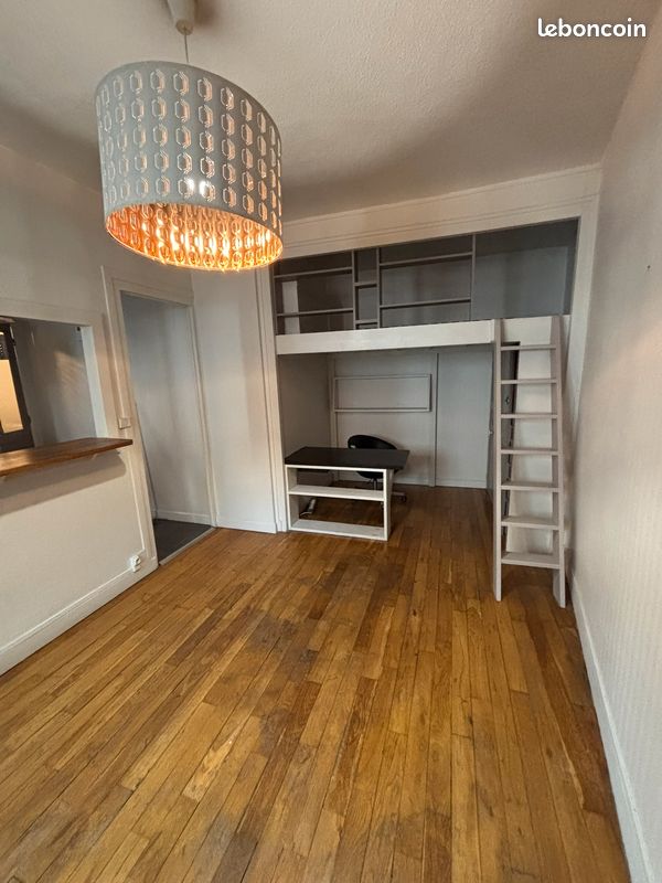 Appartement 1 pièce 28 m² · à Lyon · 27,5 m² · 655 €