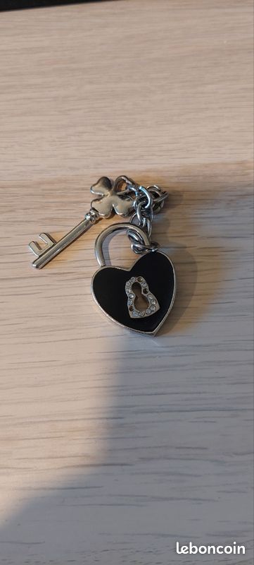 Porte clé cœur (image 1)