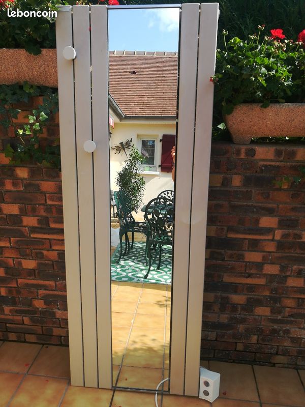 Radiateur électrique 750watts Acova avec miroir et patères (image 2)