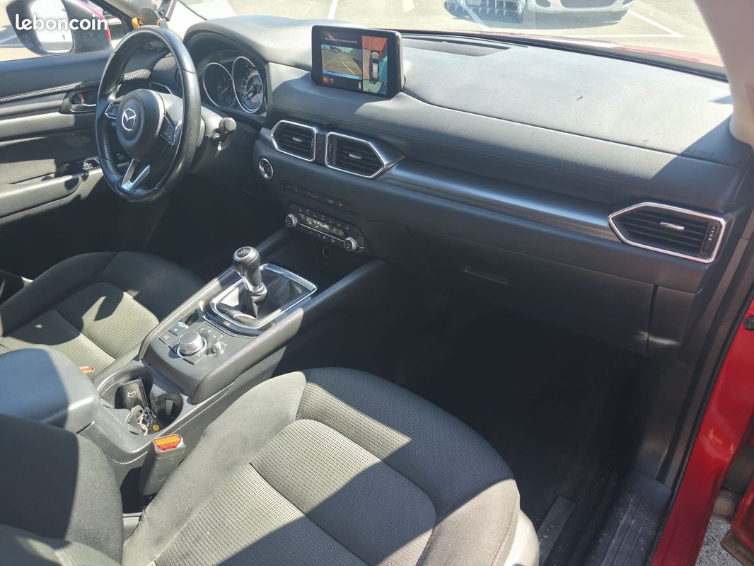 MAZDA CX-5 2.2 SKYACTIV-D 150 DYNAMIQUE 2WD / ATTELAGE / CAMERA 360 / CARPLAY / SIEGES ET VOLANT CHAUFFANTs (image 28)