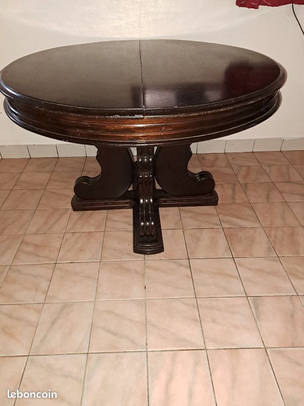 Table en bois de guyane + 4 chaises (image 1)