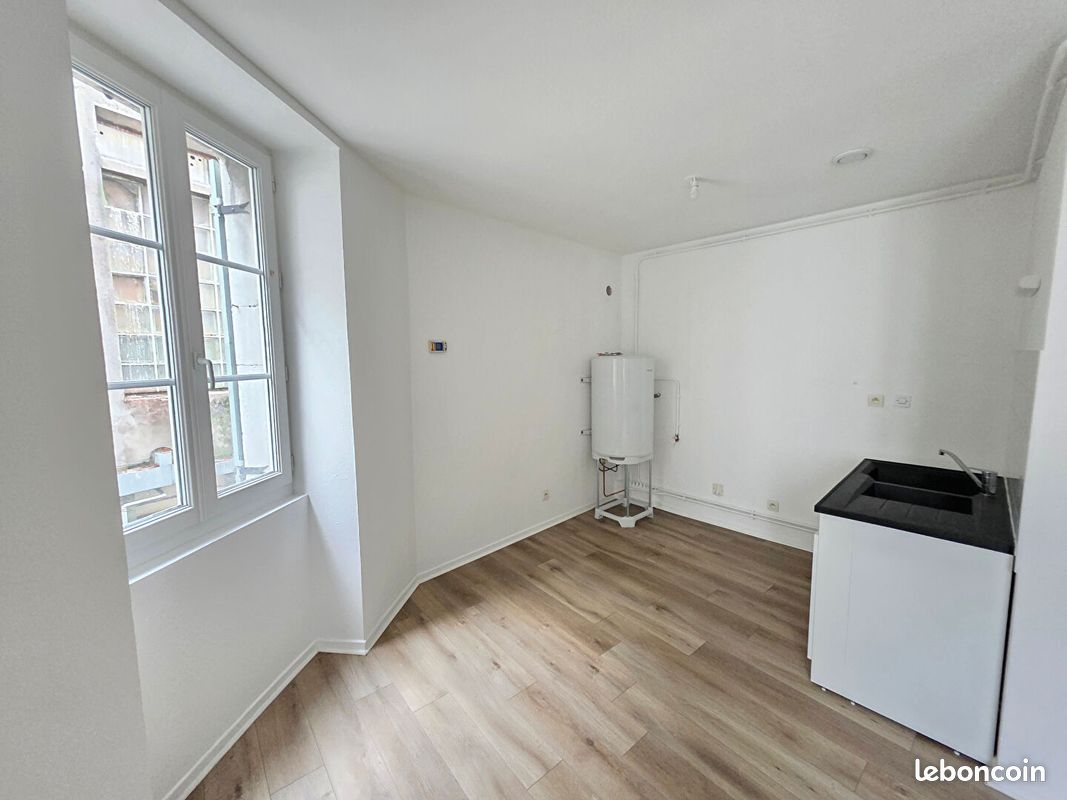 Appartement a louer oyonnax - 2 pièce(s) - 37 m2 - Surfyn