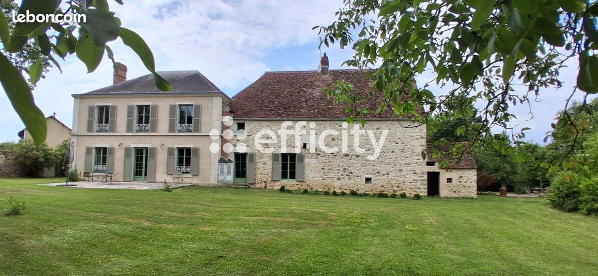 Maison 7 pièces 226 m² · à Argentan · 226 m² · 430 000 €