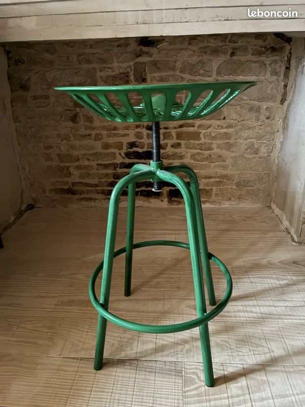 Tabouret à vis siège tracteur ÉTAT NEUF (image 3)
