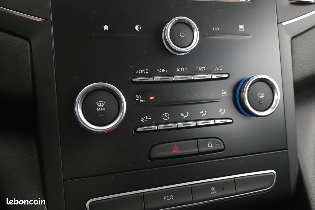 Renault Mégane 1.5 dCi Blue Business EDC 115 ch (image 23)