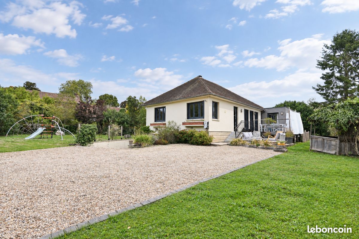 Maison 5 pièces 100 m² · aux Authieux-sur-le-Port-Saint-Ouen · 100 m² · 265 000 €