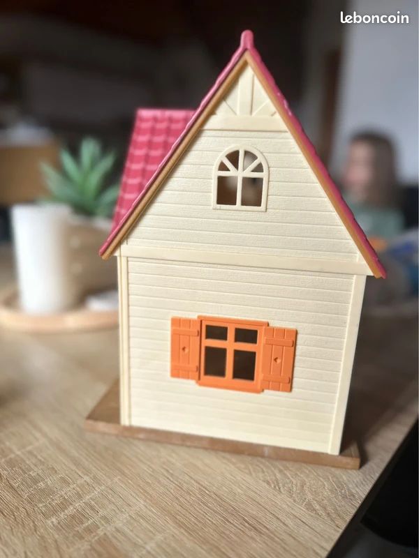 Maison Sylvanian Families – Très bon état – Sans accessoires – Il manque l’étage (image 4)