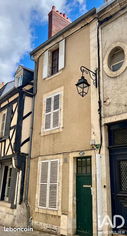 Immeuble 115 m² · à Bourges · 115 m² · 244 500 €