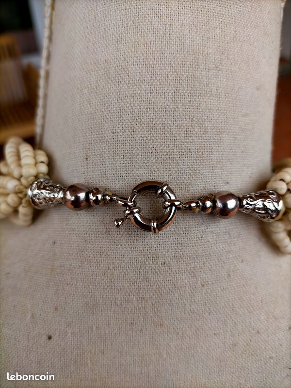 Collier " Bois et soie" (image 3)