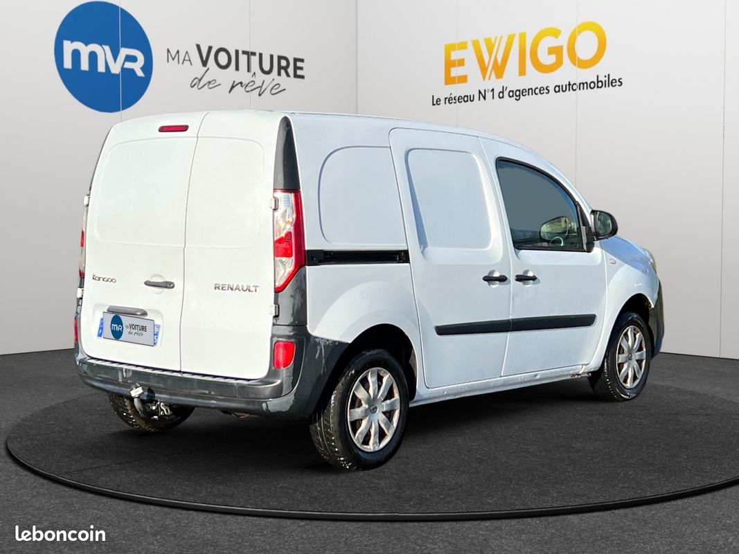 RENAULT KANGOO 1.5 DCI 90 ch Confort Fourgon - Attelage - Pas de TVA (image 2)