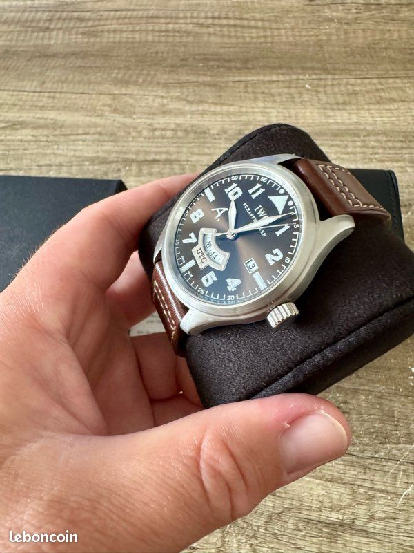 Montre IWC utc Saint Exupery série limitée Montres Bijoux