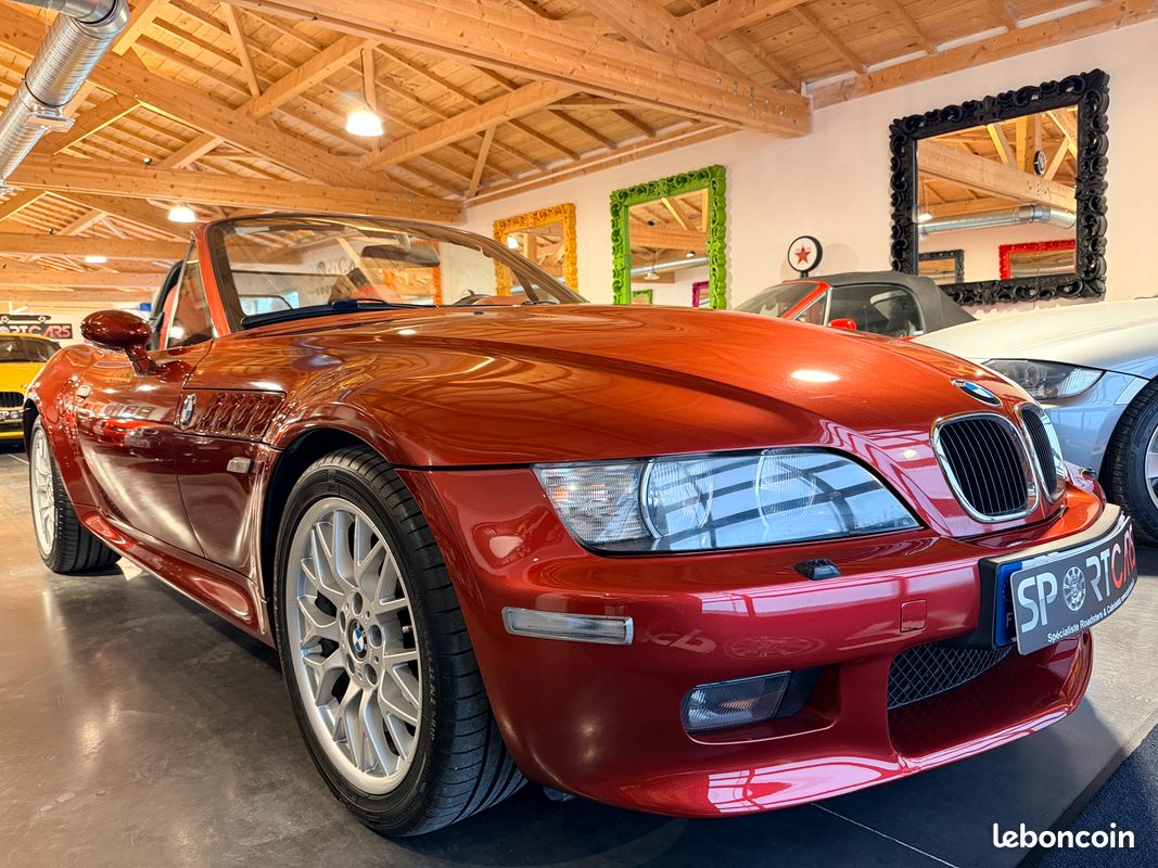 BMW Z3 2.2 6 Cylindres 170cv Phase 2 "SPORT ÉDITION LIMITÉE" Sienarot / Sièges Sport M Tout Cuir Caméléon Noir/Rouge 10/2001 SEULEMENT 98.000 km "ÉTAT NEUF" *LIVRAISON POSSIBLE (image 3)