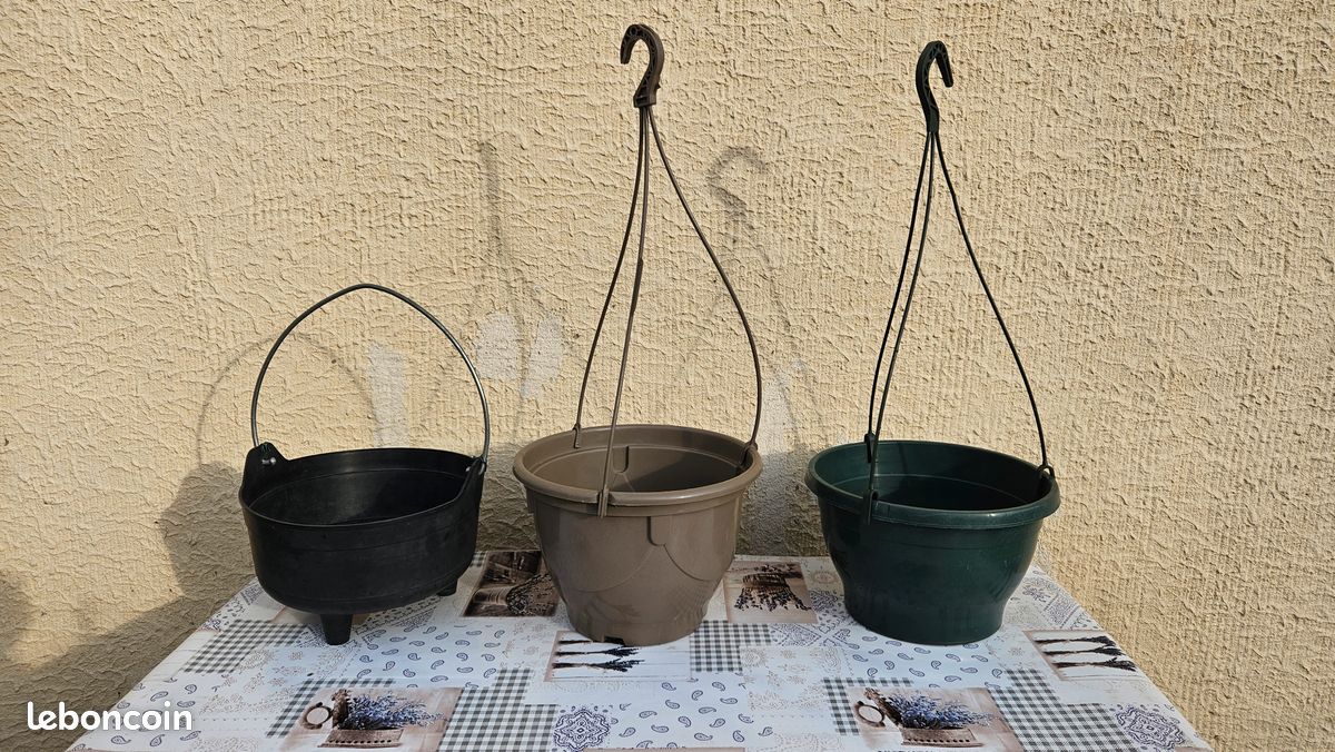 3 pots à suspendre avec attaches, Neufs …lot44 (image 4)