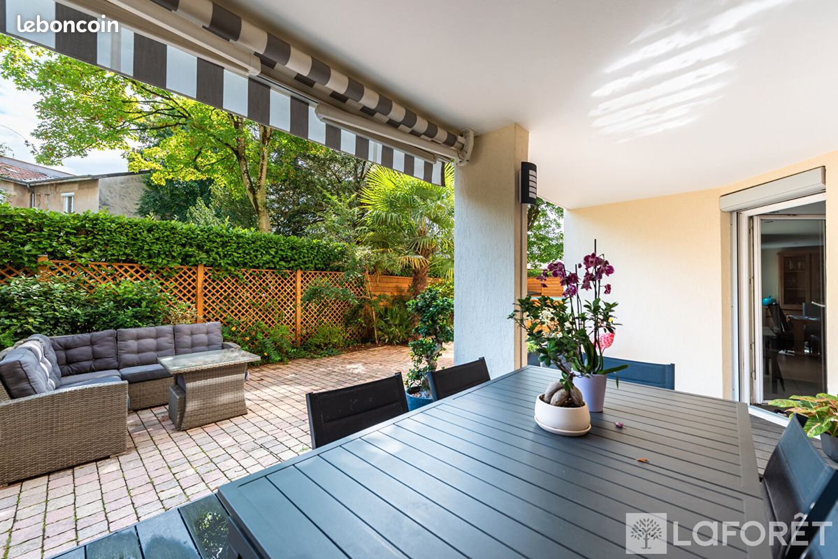 Appartement 8 pièces 157 m² · à Caluire-Et-Cuire · 157 m² · 680 000 €