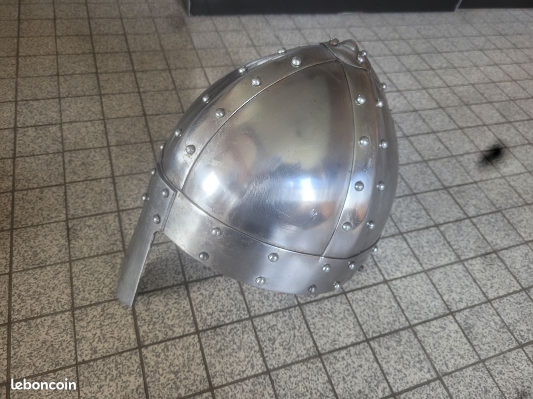 Casque normand à nasal de combat 2,3mm (image 1)