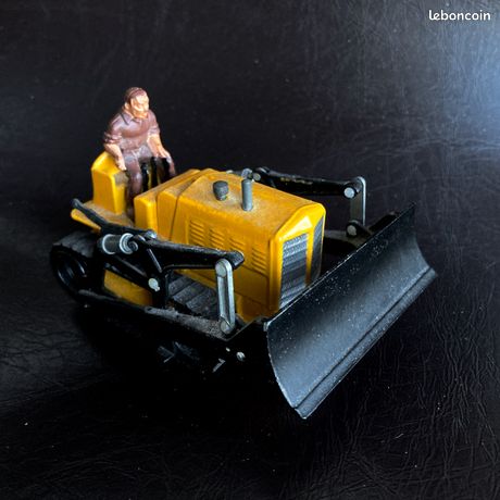 Solido 1:50 - Porte-char Berliet T12 Militaire Kaki (France) Avec Gyrophare électrique