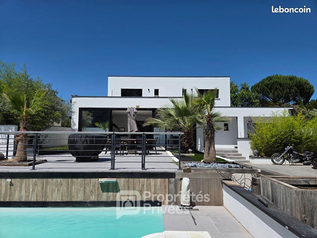 Maison 6 pièces 223 m² · à Montélimar · 223 m² · 649 000 €