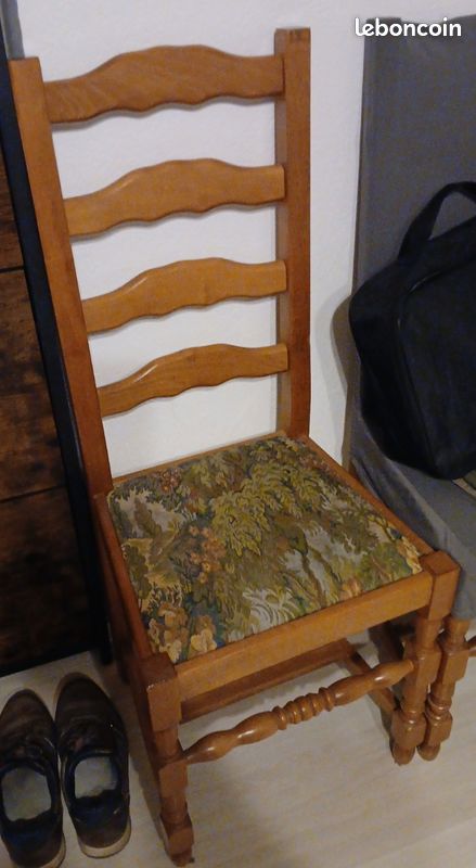 8 Chaises (image 1)