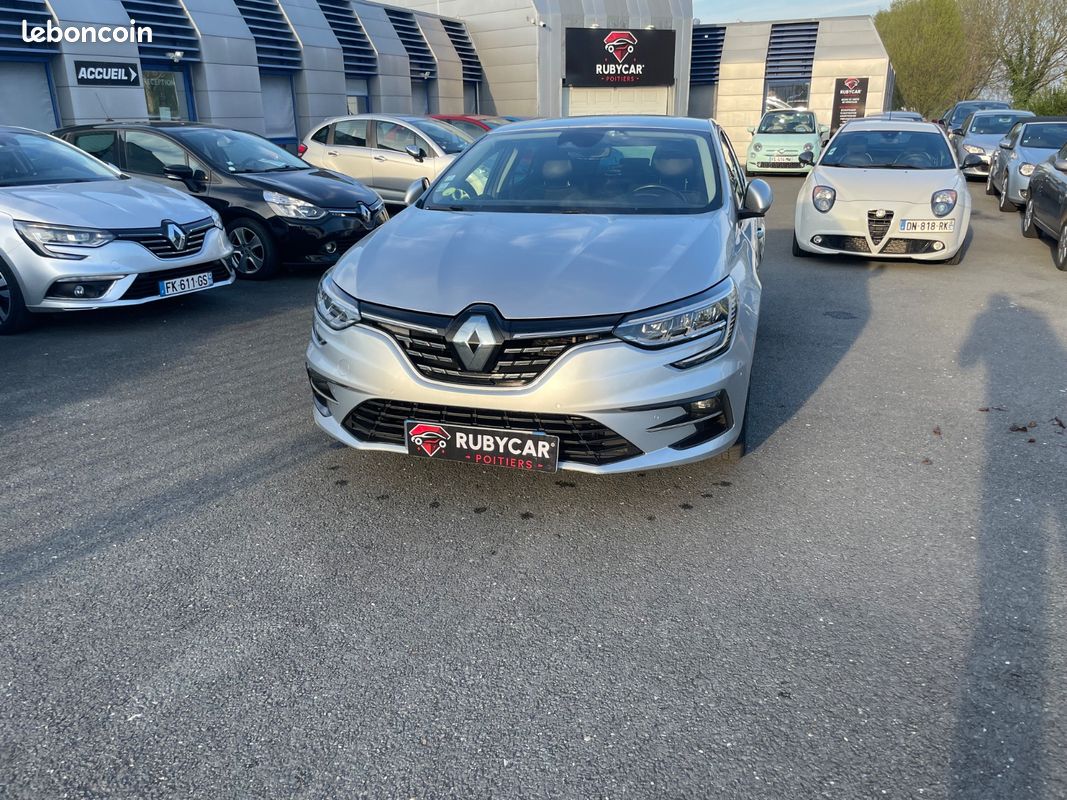 Renault MÉGANE IV Intens 1.5 DCI 115CH PACK BOSE TVA RECUPERABLE (image 2)