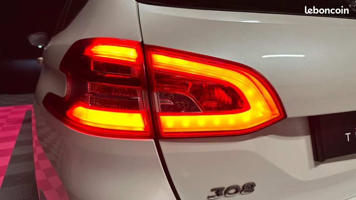 PEUGEOT 308 SW BlueHDi 130ch GT Line - CAMERA DE RECUL - APPLE CAR PLAY (image 38)