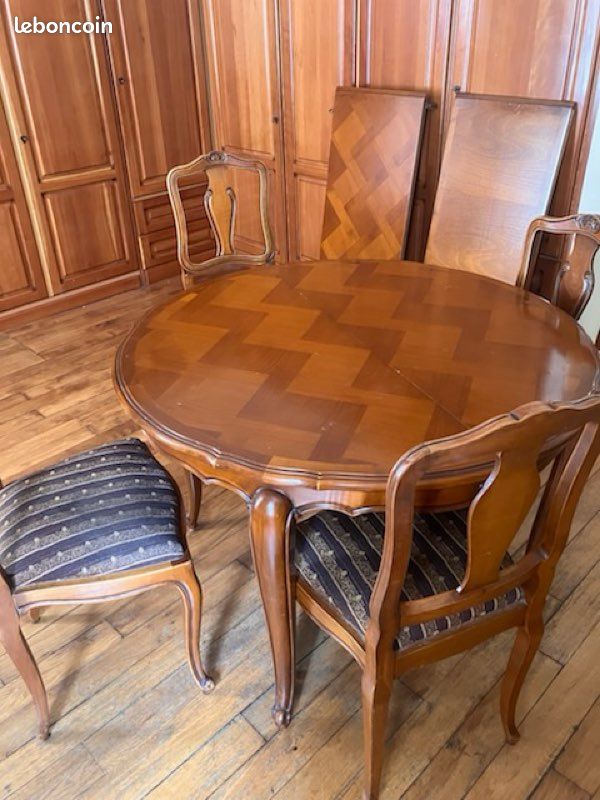 Table et 4 chaises merisier (image 2)