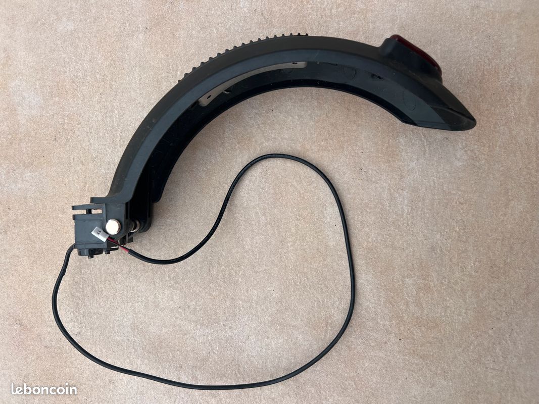 Garde-boue arrière Scooter électrique RCB R13 (image 2)