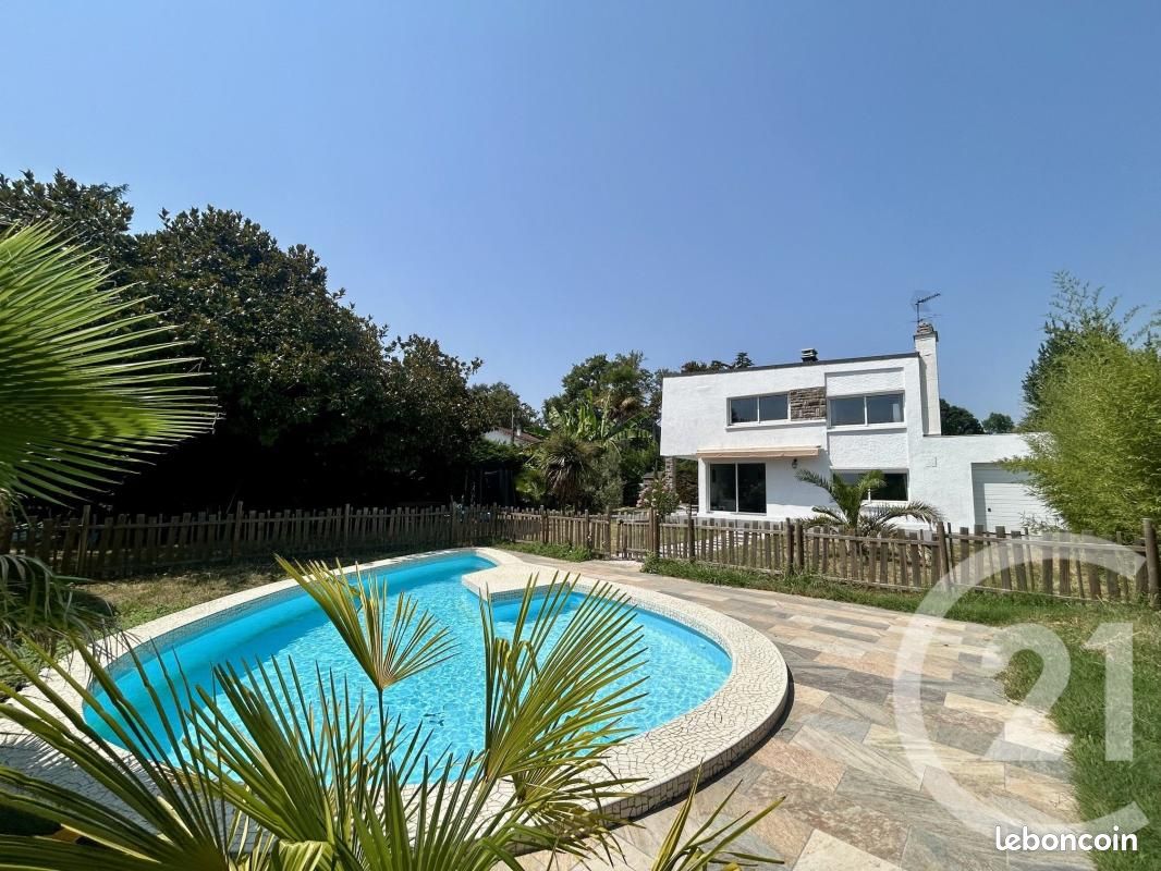 Maison 6 pièces 134 m² · à Pau · 134 m² · 369 000 €