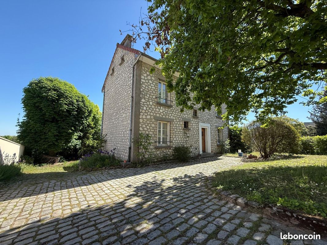 Maison 7 pièces 145 m² (image 1)