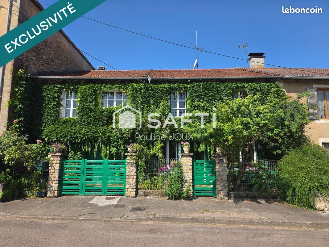 Maison 7 pièces 213 m² · à Voisey · 213 m² · 109 900 €