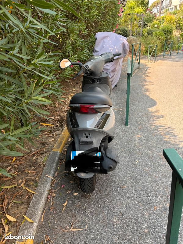 Scooter Zip 4t 50cc (image 3)