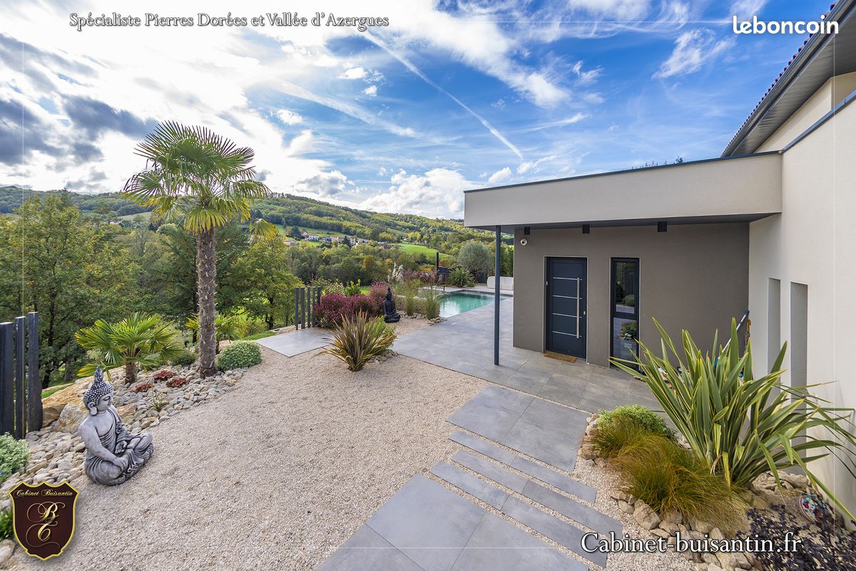 Maison 7 pièces 200 m² · à Val d'Oingt · 200 m² · 595 000 €