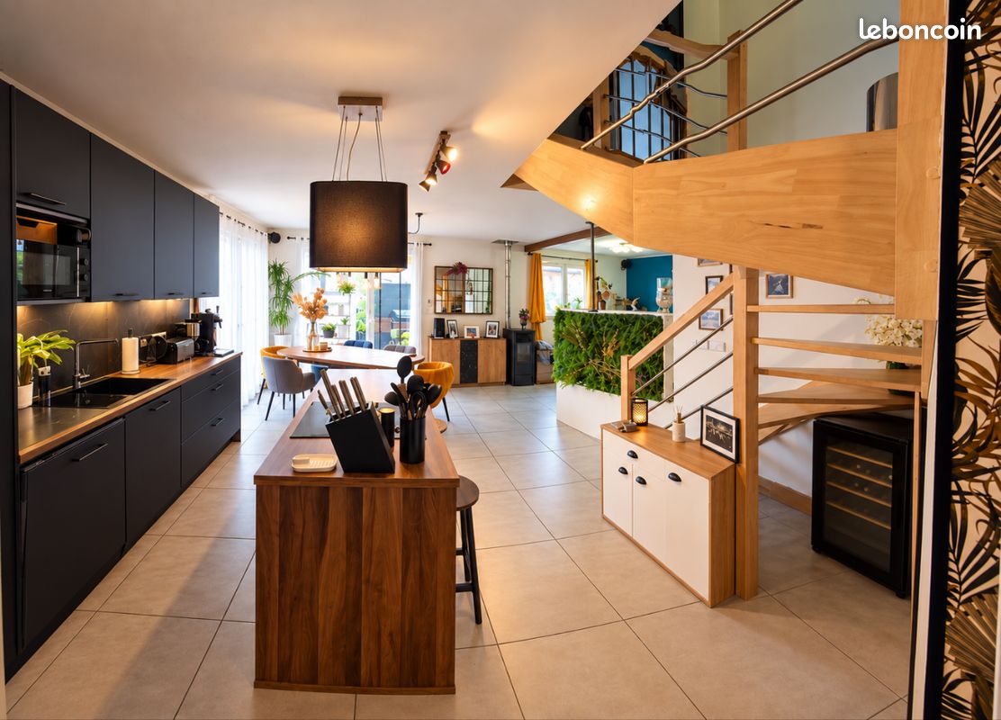 Maison 4 pièces 95 m² · à Saint-Cergues · 95 m² · 519 000 €
