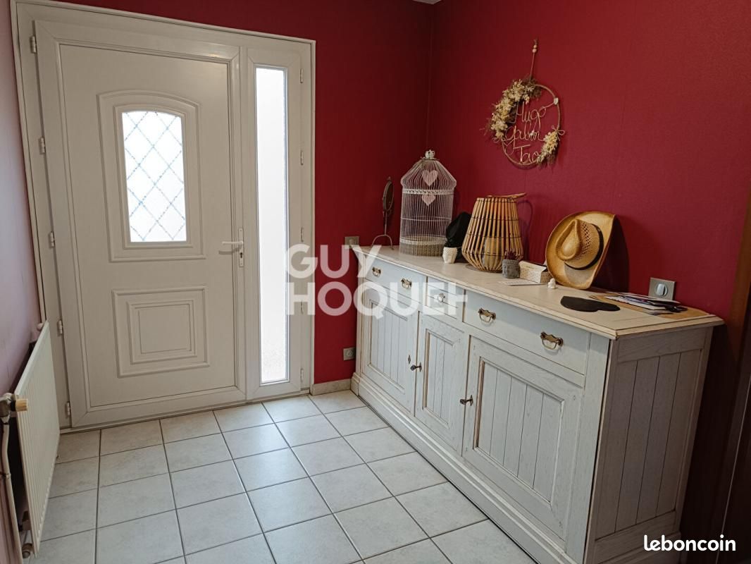 Maison 6 pièces 141 m² · à Boën-sur-Lignon · 141 m² · 227 000 €