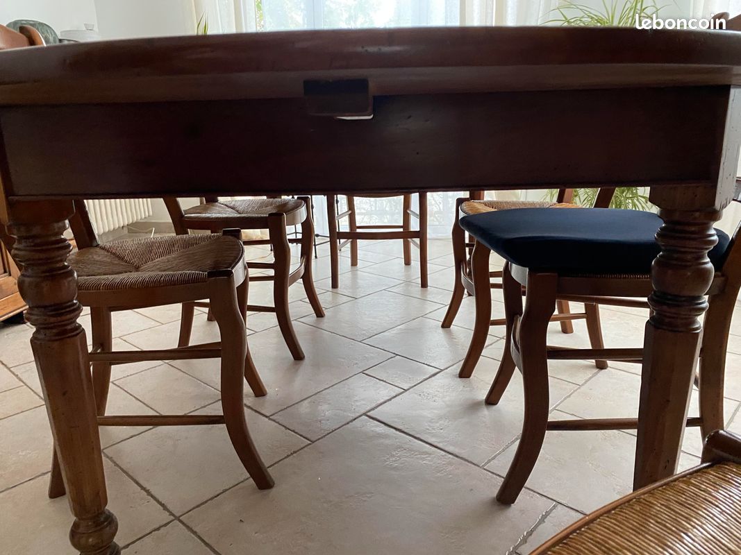 Table ovale merisier de france (image 4)