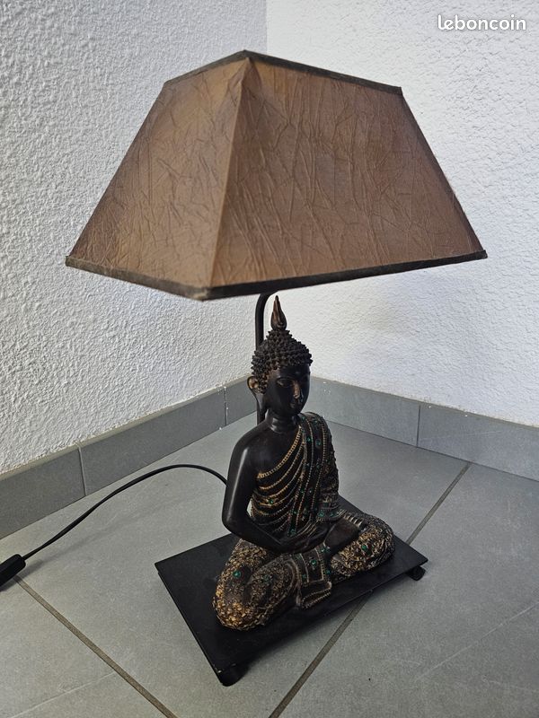 Lampe Bouddha - à poser / de chevet (image 1)