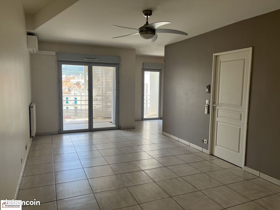 Appartement 3 pièces 67 m² · à Grenoble · 67 m² · 265 000 €