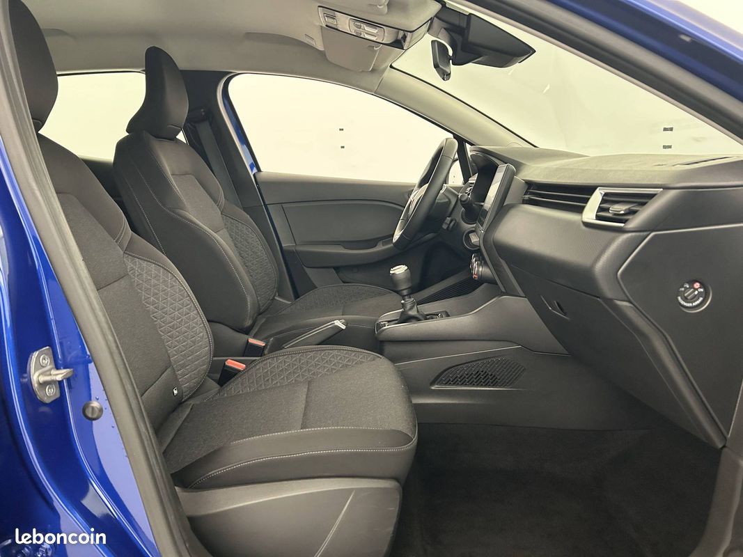 RENAULT Clio TCe 90 Equilibre (image 14)