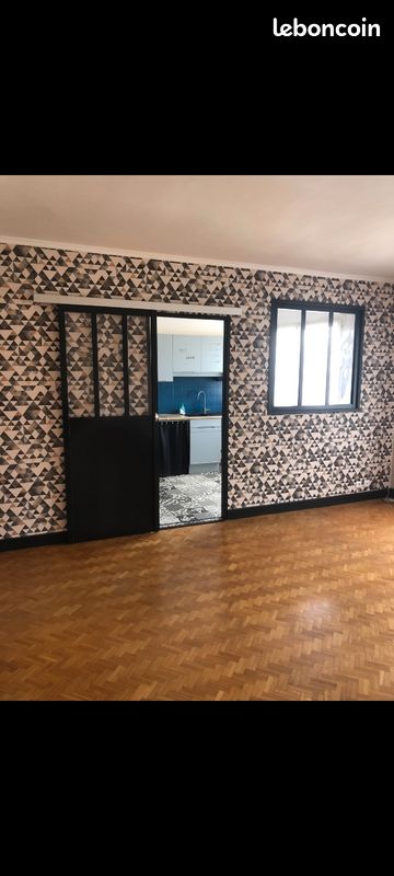 Appartement 4 pièces 82 m² · à Saint-Léonard-de-Noblat · 82 m² · 595 €/mois