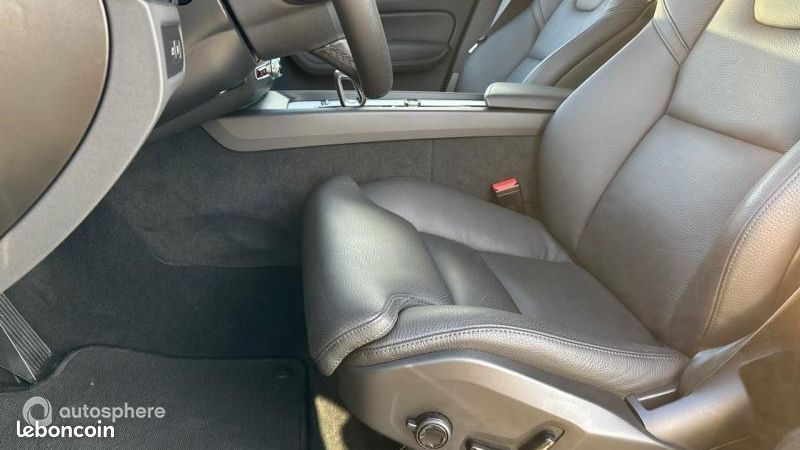 Volvo Xc60 T6 Hybride Rechargeable 253 + 145ch Plus Style Chrome Geartronic 8 AWD (image 8)