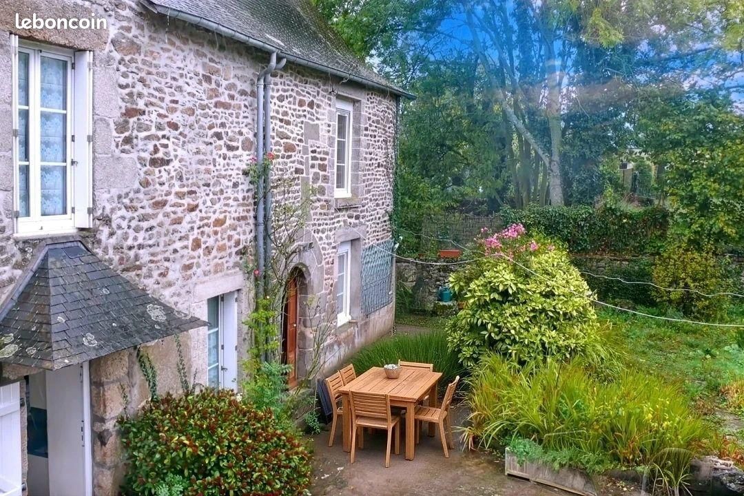 Maison 8 pièces 150 m² · à Lanvallay · 150 m² · 259 750 €