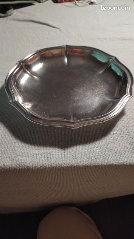 Plat etain (image 1)