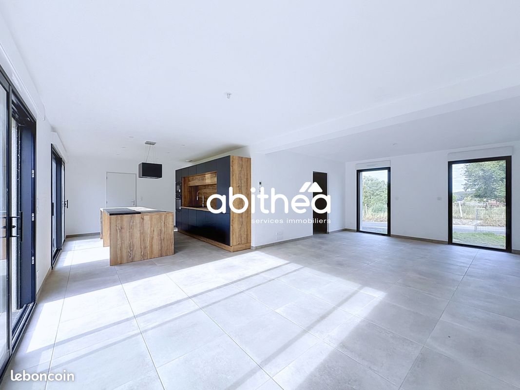 Maison 4 pièces 132 m² · à Givenchy-en-Gohelle · 132 m² · 430 500 €