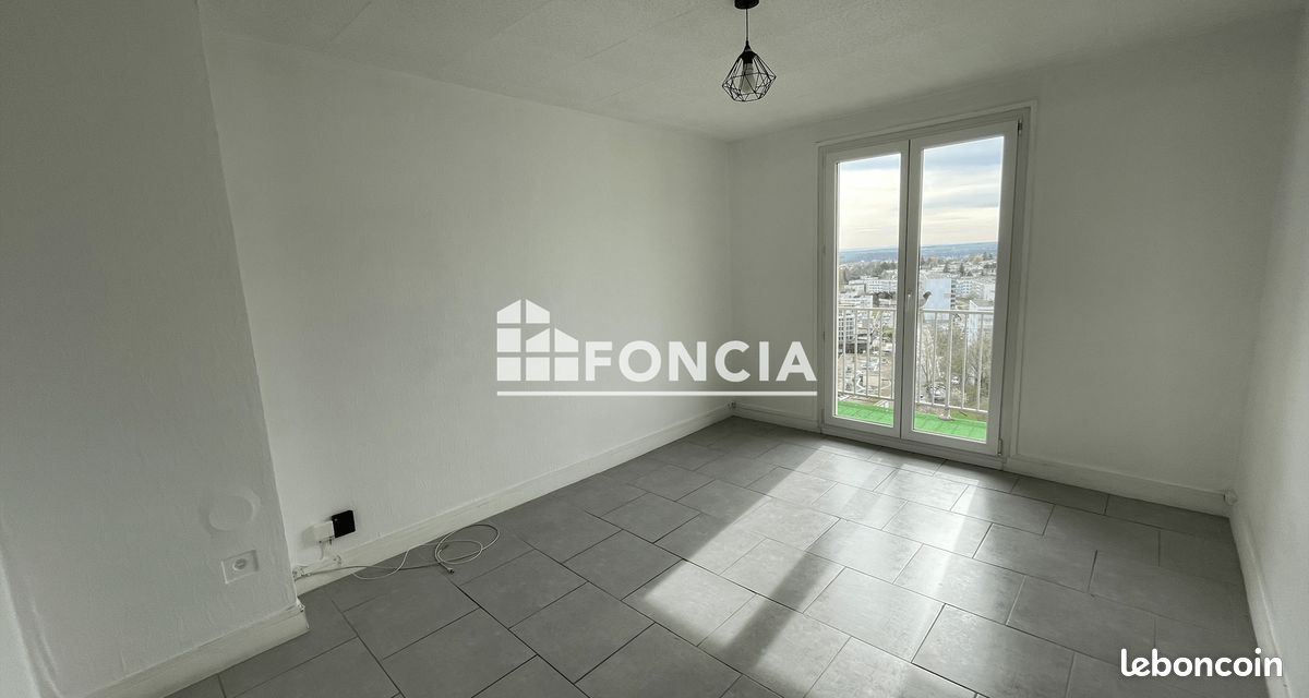 Appartement 3 pièces 52 m² · à Vandœuvre-lès-Nancy · 52 m² · 656 €/mois